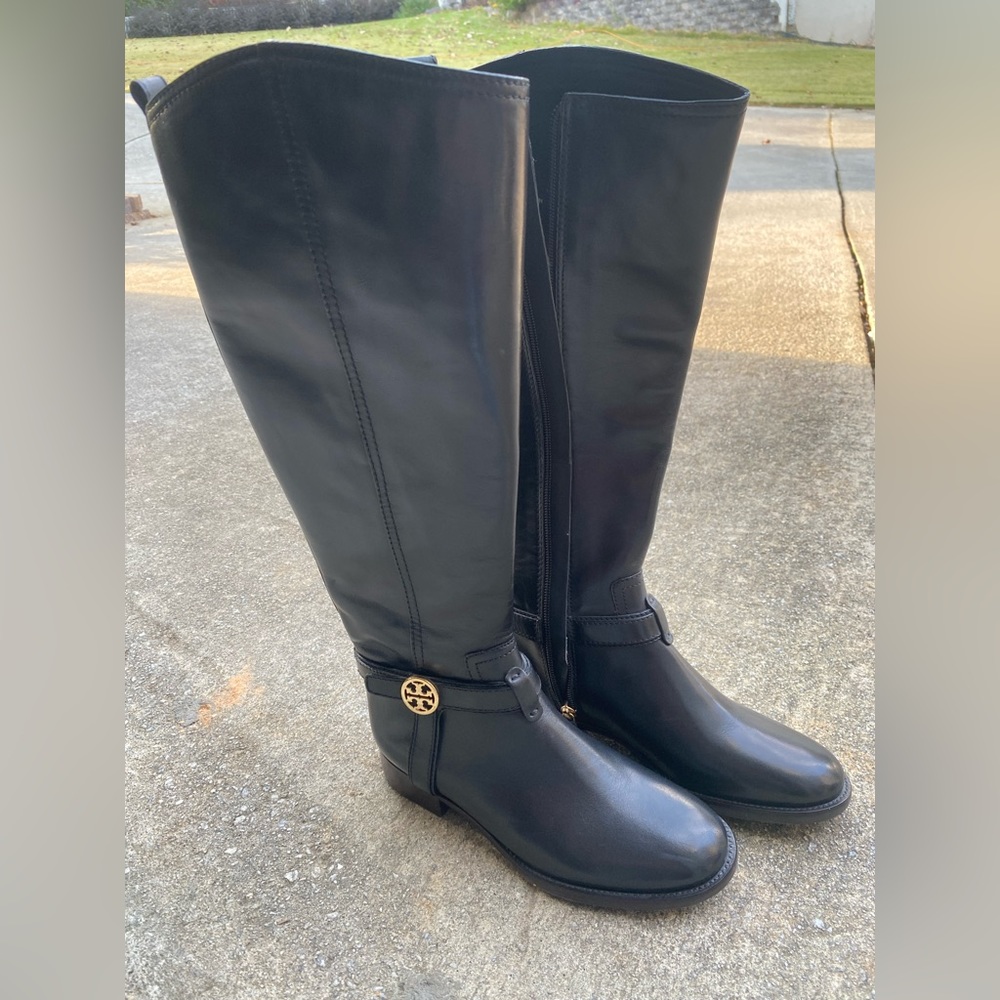 tory burch boot